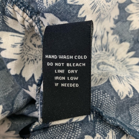 Boho Floral Peplum Top with Lace Trim - Picture 6 of 6